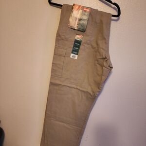Wrangler Men's Cargo Pants in Khaki